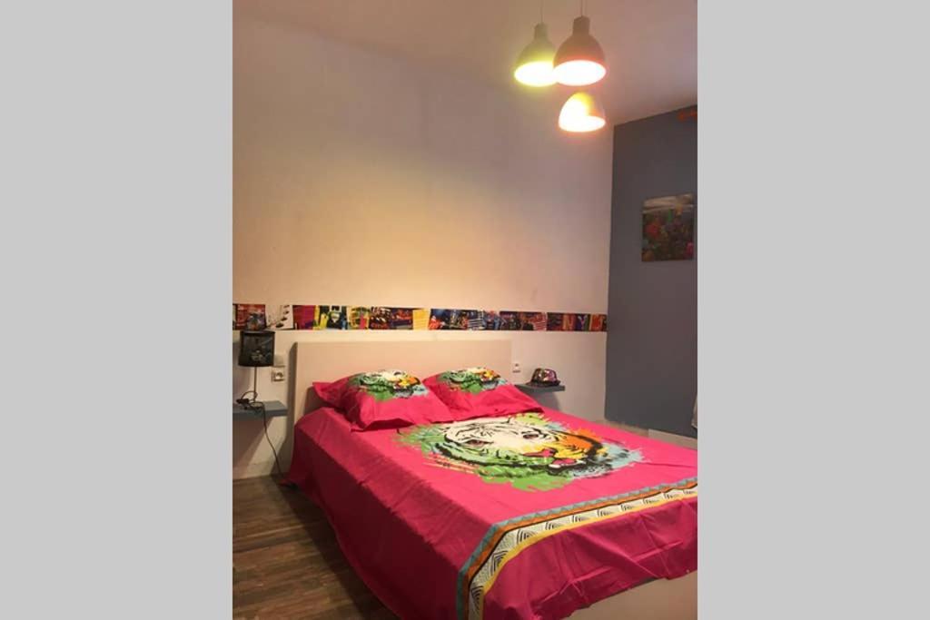 Appartement Style Pop Art Avec Garage Centre Historique Béziers Dış mekan fotoğraf