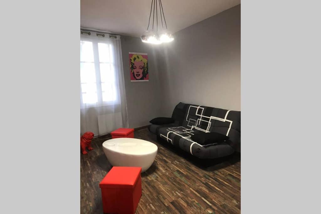 Appartement Style Pop Art Avec Garage Centre Historique Béziers Dış mekan fotoğraf