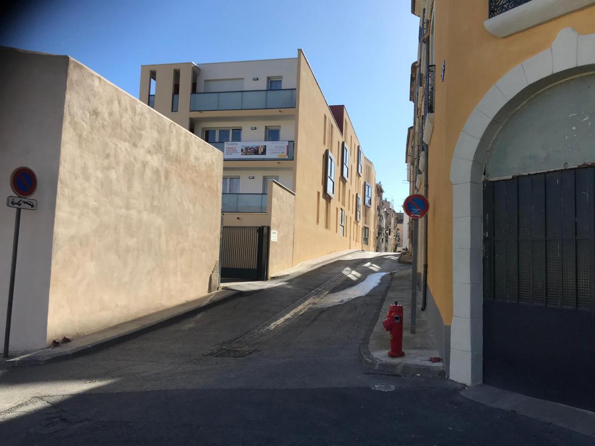 Appartement Style Pop Art Avec Garage Centre Historique Béziers Dış mekan fotoğraf